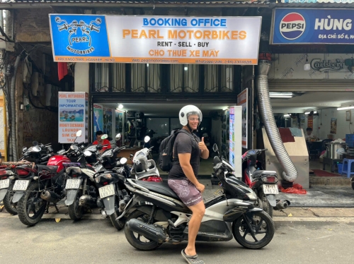 the best food to try in Hanoi
