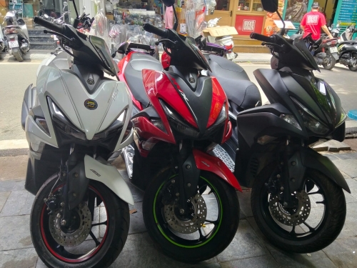 Travel from Hanoi to Hochiminh by Motorbike