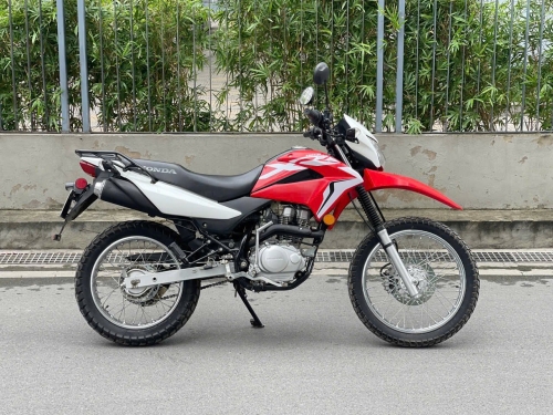 Compared bikes for a long Vietnam travel / mountain + mixed-road loop