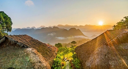 Travel HANOI BY SCOOTER